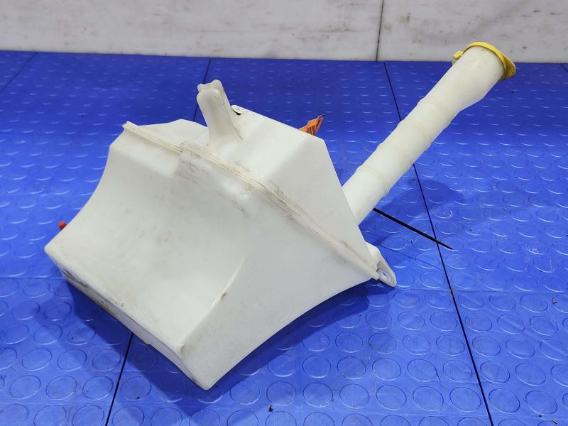 2008-2012 Ford Escape Windshield Washer Fluid Reservoir Assembly OEM 8L8Z17618A