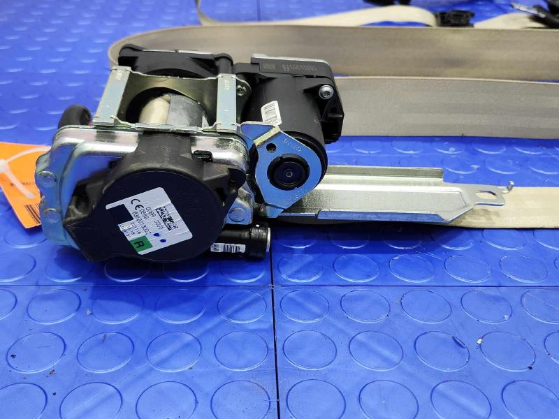 2017 Audi Q7 Front Seat Belt