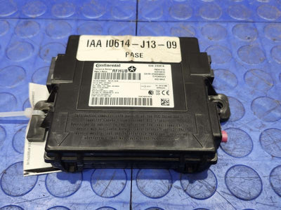 2015 Jeep Grand Cherokee Receiver Hub RFHUB Control Module OEM 68240157AC