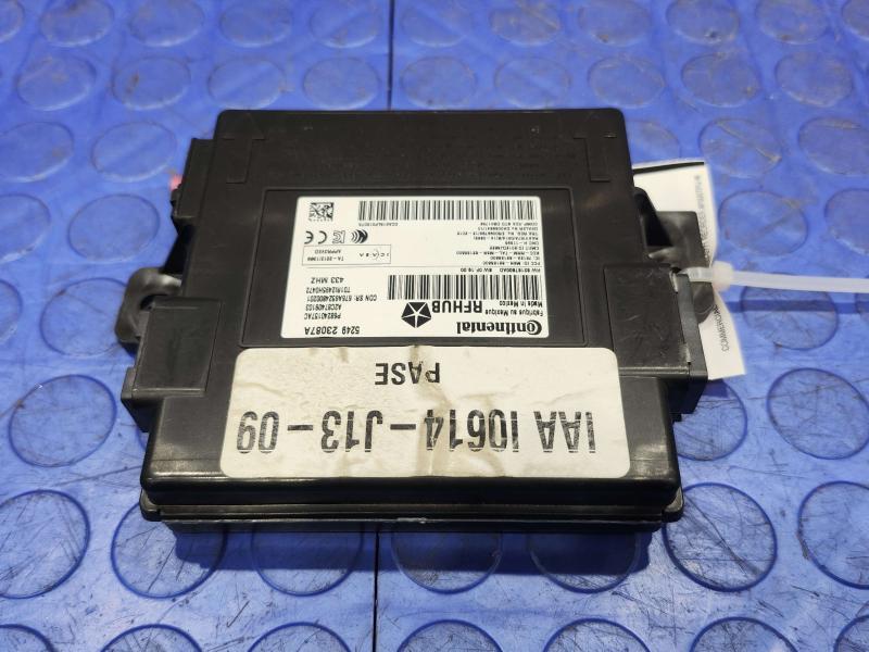 2015 Jeep Grand Cherokee Receiver Hub RFHUB Control Module OEM 68240157AC