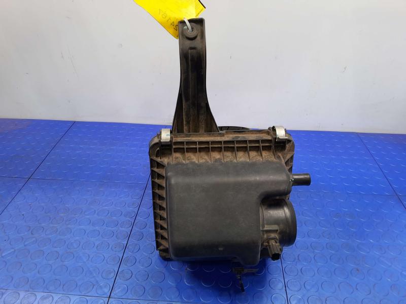 2009-2020 Dodge Journey 2.4L 3.5L Engine Air Cleaner Box Assembly OEM 68060812AA