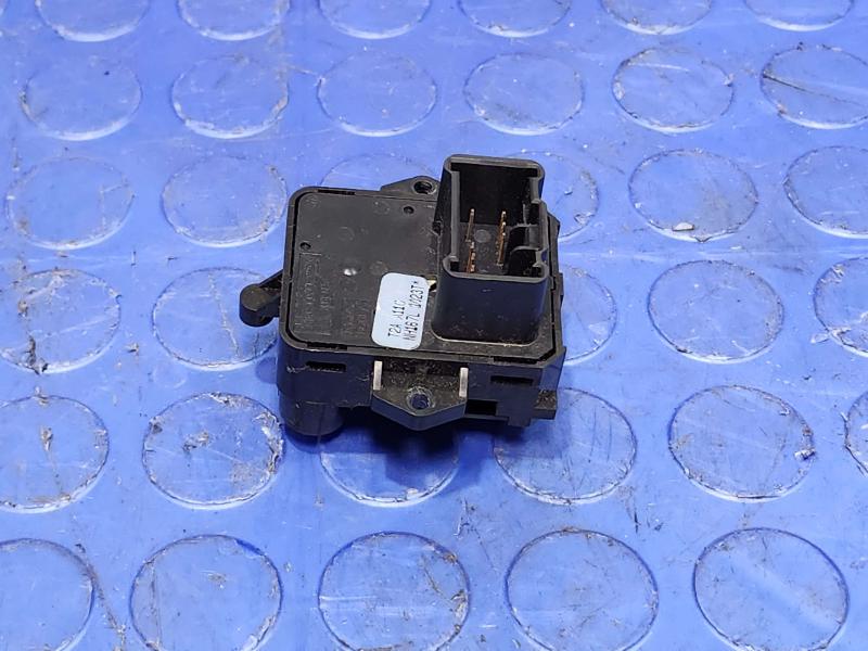 2013 Honda Civic Door Switch Front