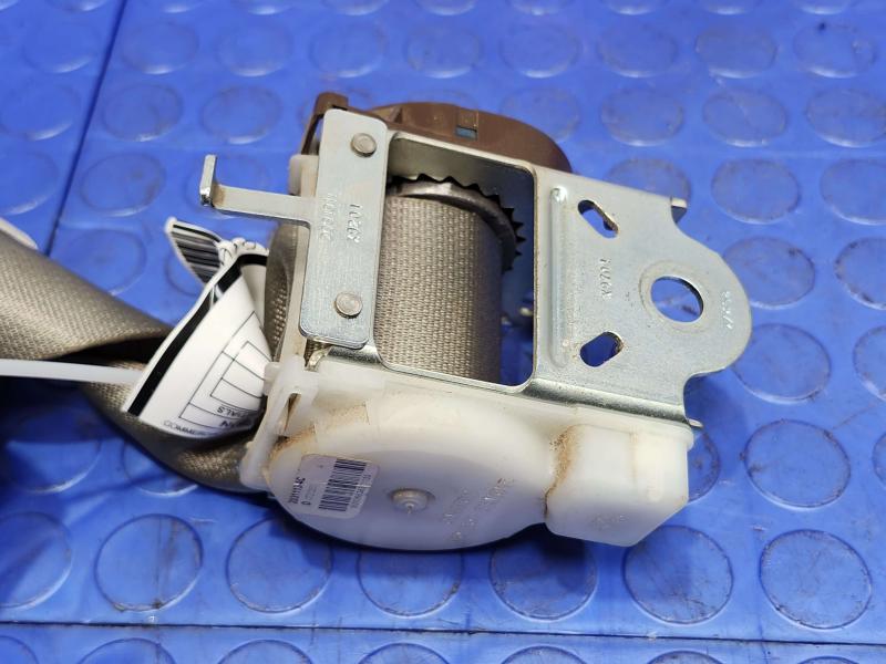 2010 Ford F-150 Front Seat Belt