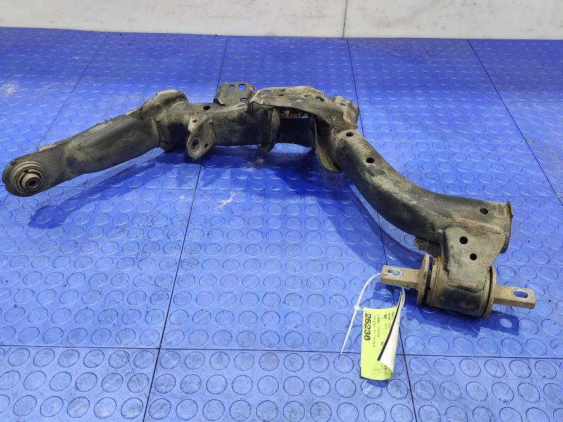 2013 Honda CR-V Lower Control Arm Rr