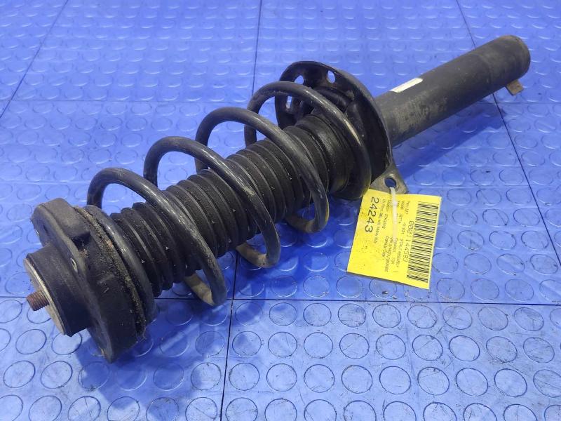 2013 Volkswagen Jetta Strut Assembly