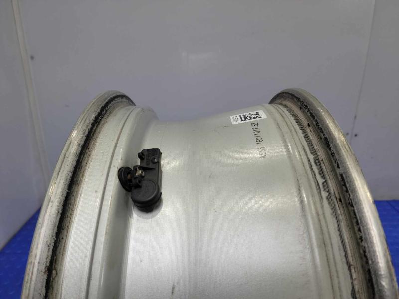 2010 Buick Enclave Wheel