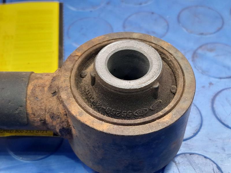 2015 Hyundai Tucson Lower Control Arm Rr