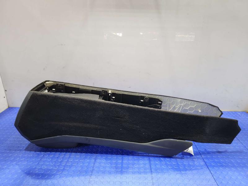 2020 Land Rover Discovery Sport Front Console