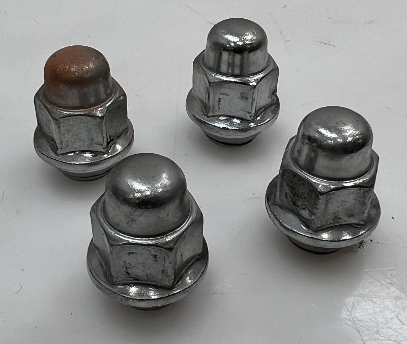 2021 Kia Rio Lug Nuts