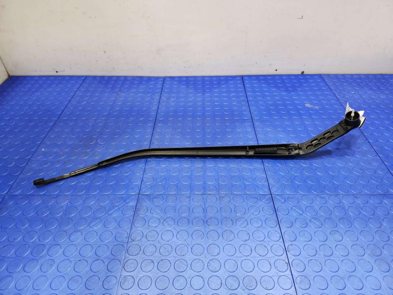 2011 Mazda CX-9 Wiper Arm
