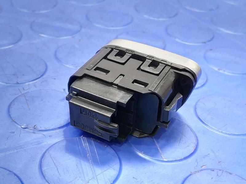 2022 Ford Maverick Door Switch Front