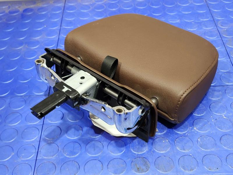 2018 Audi Q7 Headrest