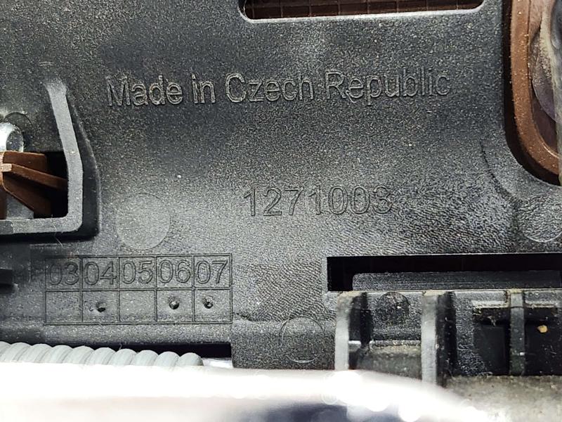 2018 Audi Q7 Headrest