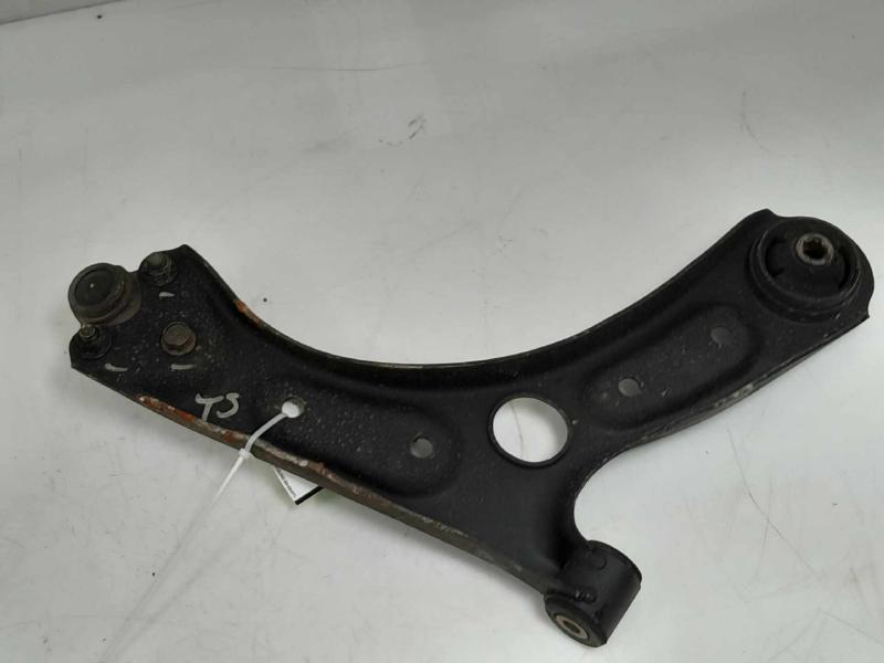 2018 Hyundai Elantra Lower Control Arm Front
