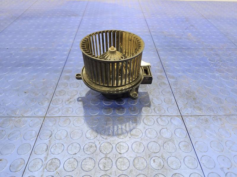2007 Dodge Grand Caravan Blower Motor