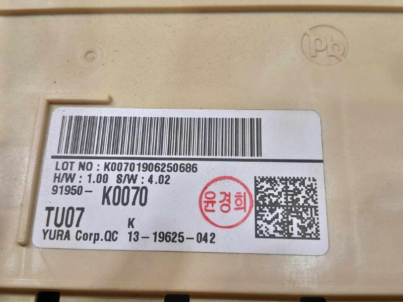2020-2022 Kia Soul Instrument Junction Box Assembly Genuine OEM 91950K0070