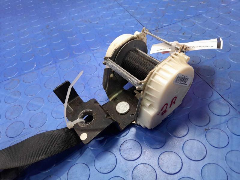 2011 Ford F-250 Super Duty Rear Seat Belt