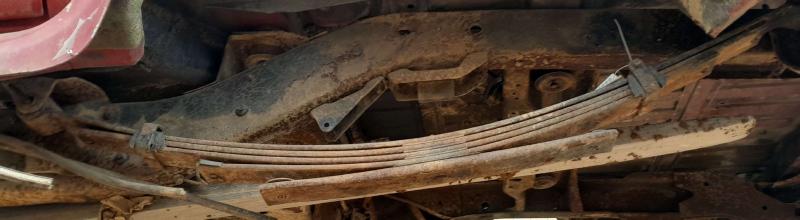 1995 Chevrolet Suburban Leaf Spring Rear