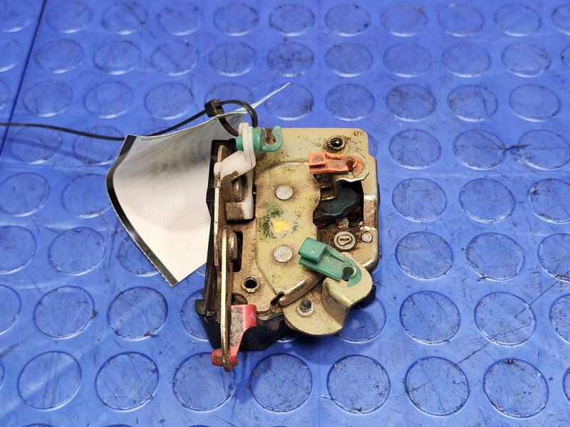 2003 Dodge B3500 Rear Door Latch