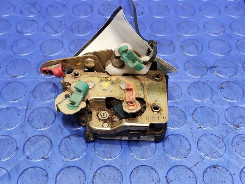2003 Dodge B3500 Rear Door Latch