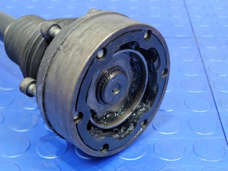 2009 Volkswagen Tiguan Axle Shaft