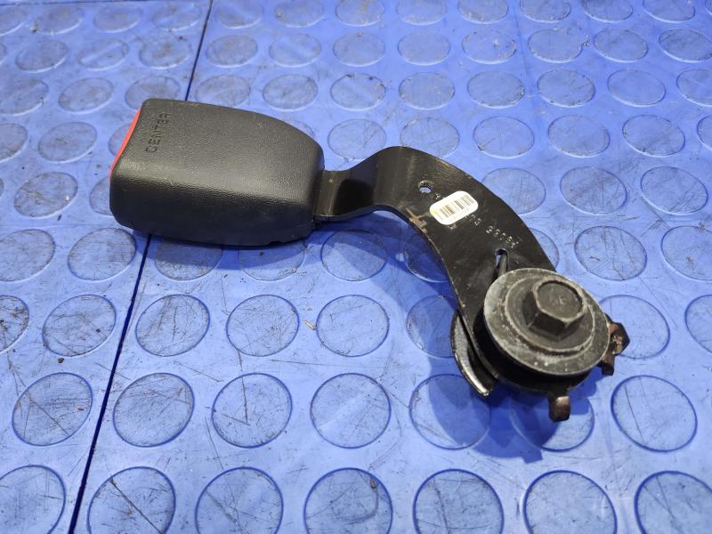 2011 Honda Pilot Rear Seat Belt