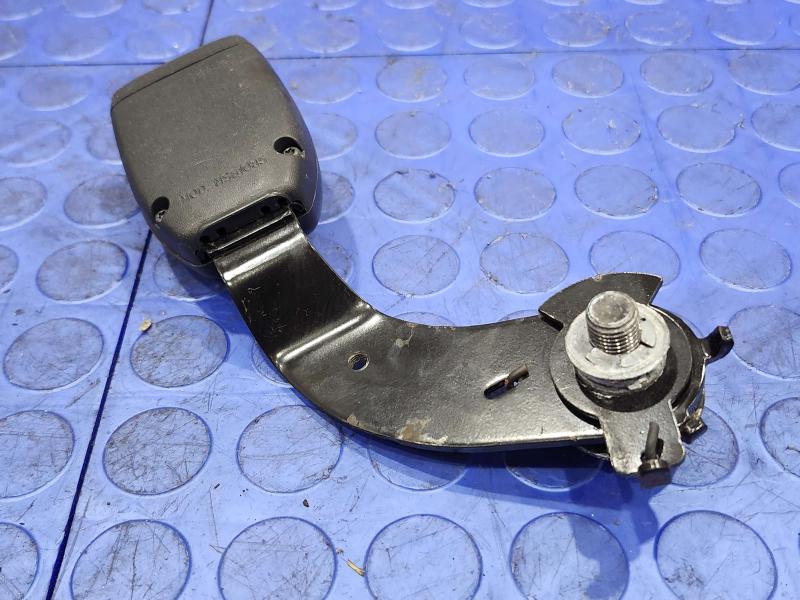 2011 Honda Pilot Rear Seat Belt