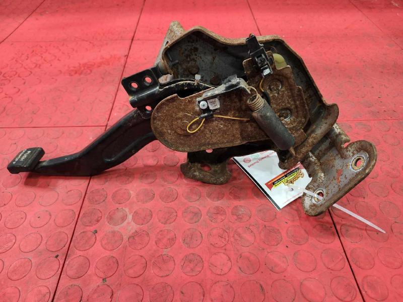 2011-2013 Kia Optima Parking Brake Control Pedal Assembly OEM 59700-2T000