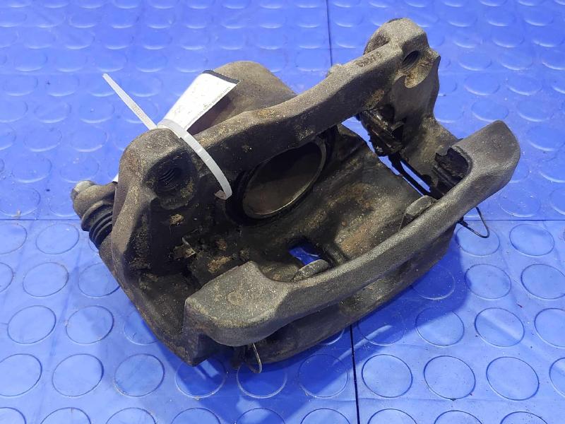 2015 Nissan Rogue Caliper