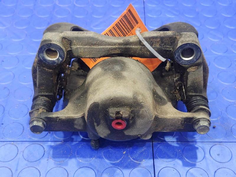 2015 Nissan Rogue Caliper