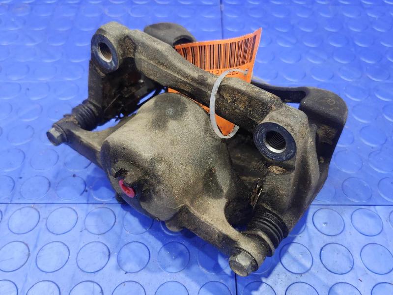2015 Nissan Rogue Caliper