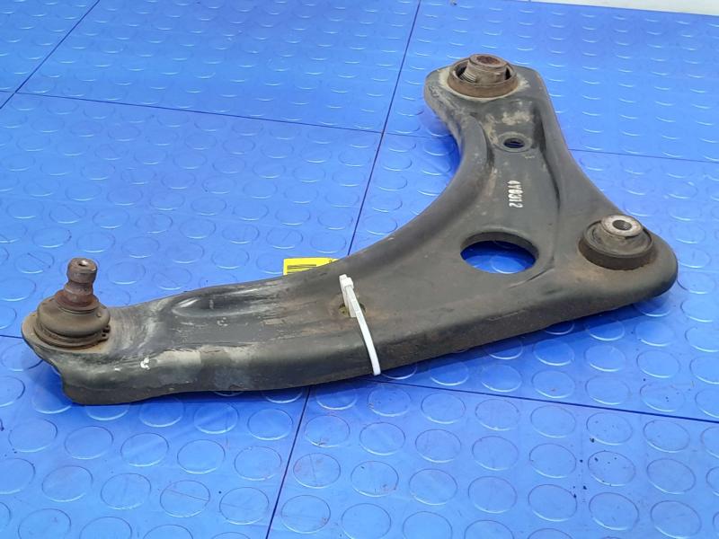 2014-2019 Nissan Versa Front Lower Control Arm RH Passenger Side OEM 545009KS1D