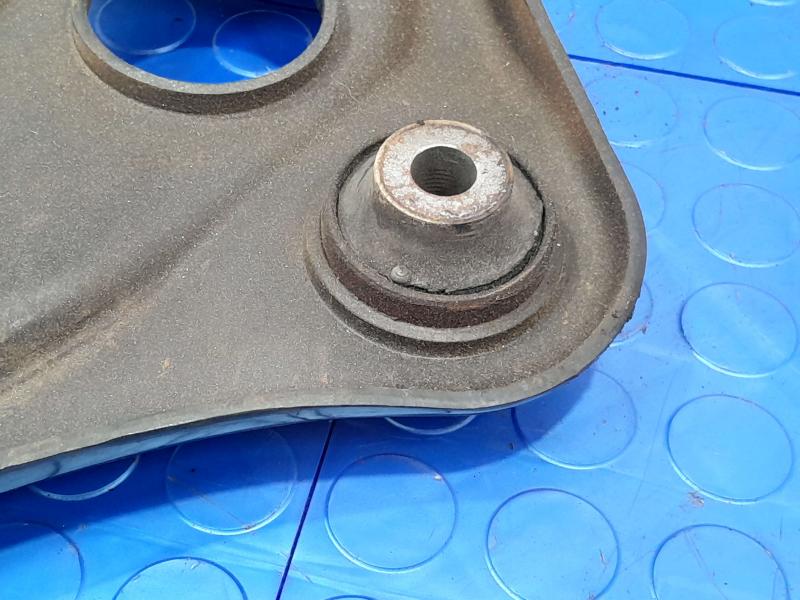 2014-2019 Nissan Versa Front Lower Control Arm RH Passenger Side OEM 545009KS1D