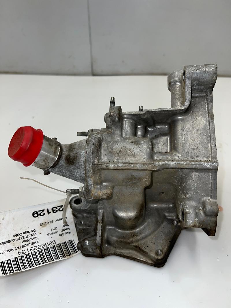 2011 Toyota Highlander Thermostat Housing