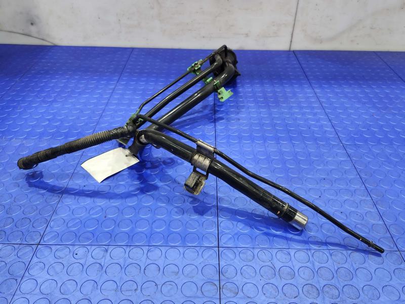 2010-2011 Toyota Prius Fuel Filler Neck Assembly Filler Pipe OEM 7720147120