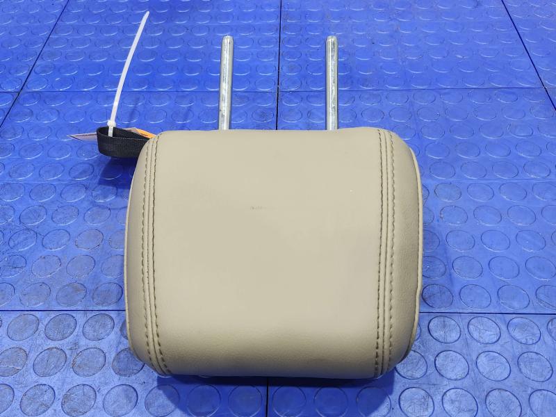2014 Ford Explorer Headrest