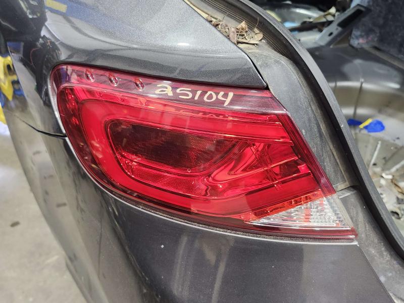 2015 Chrysler 200 Tail Light Assembly