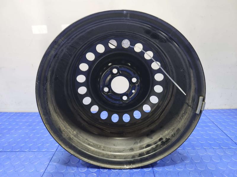 2025 Nissan Versa Wheel
