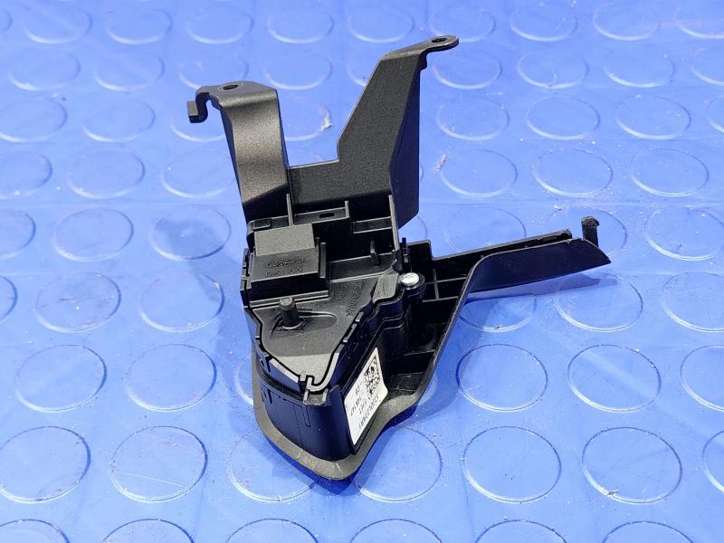 2015-2018 Ford Focus ST Steering Wheel Remote Audio Sync Switch OEM F1ET-14K147-CB