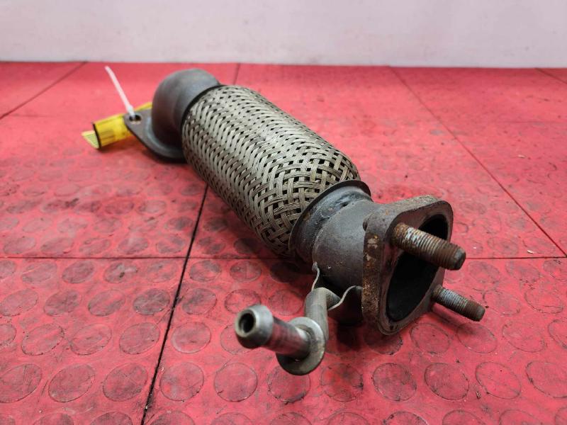 2016-2018 Kia Optima 2.4L Front Exhaust Crossover Pipe OEM 28610D5500