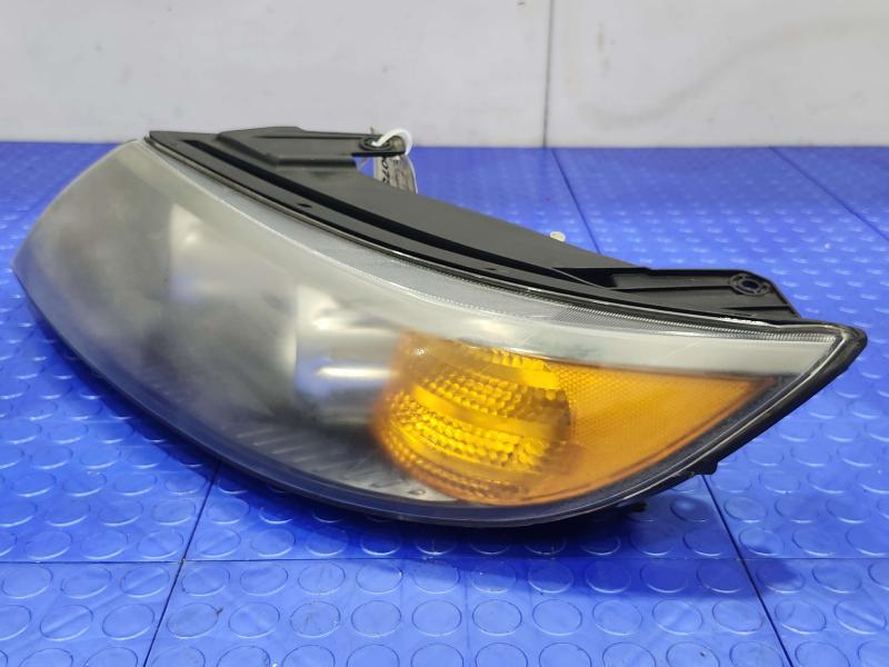 2011 Kia Sorento Headlamp Assembly