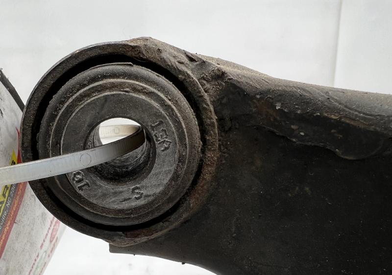 2011 Dodge Charger Lower Control Arm Rr