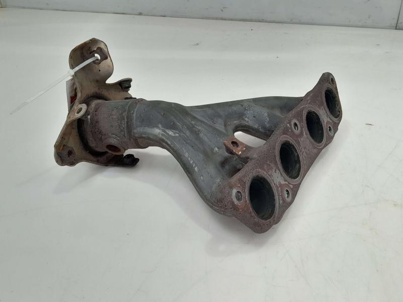 2014 Scion xD Exhaust Manifold