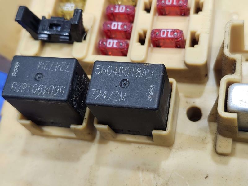 2002 Dodge Dakota Cabin Fuse Box