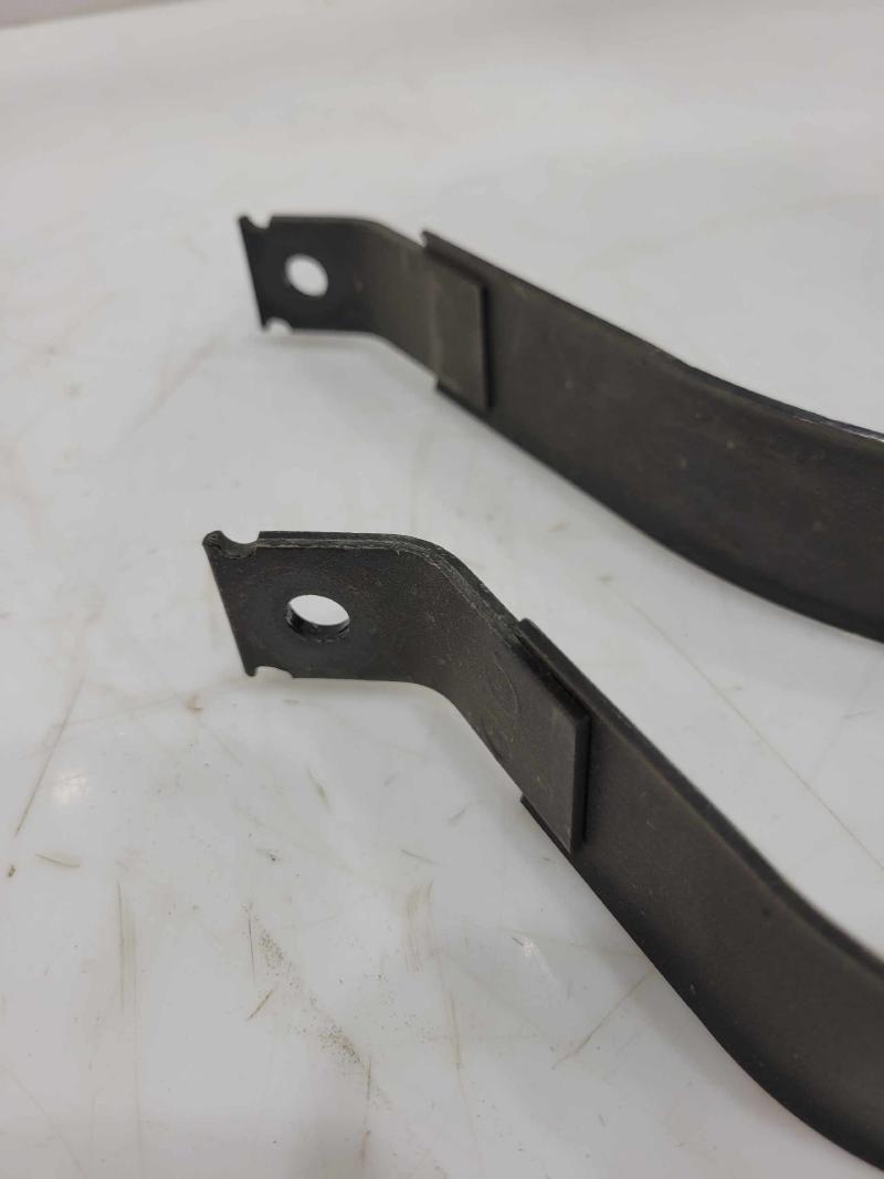 2017 Chevrolet Malibu Fuel Tank Strap