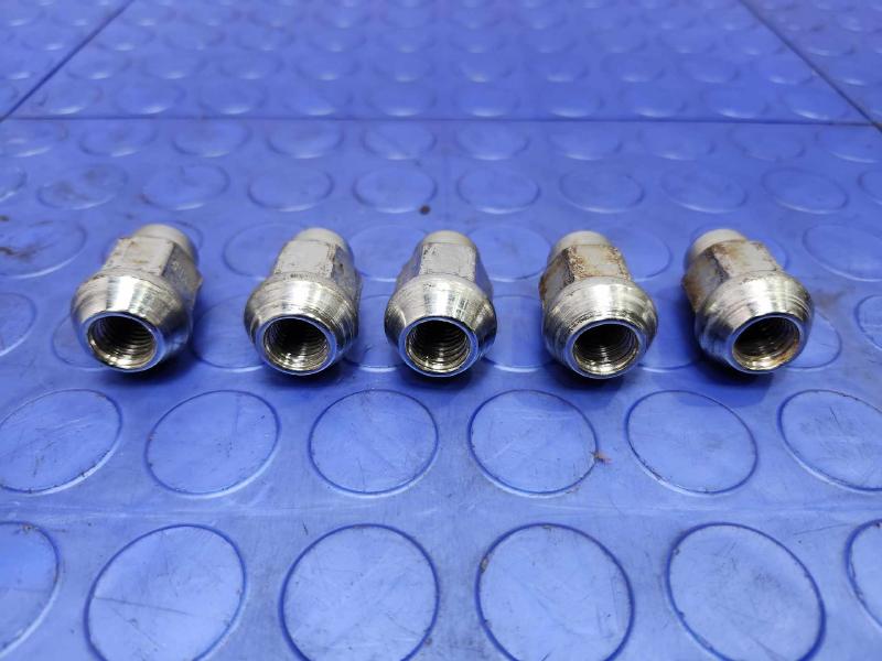 2014 Ford Fusion Lug Nuts