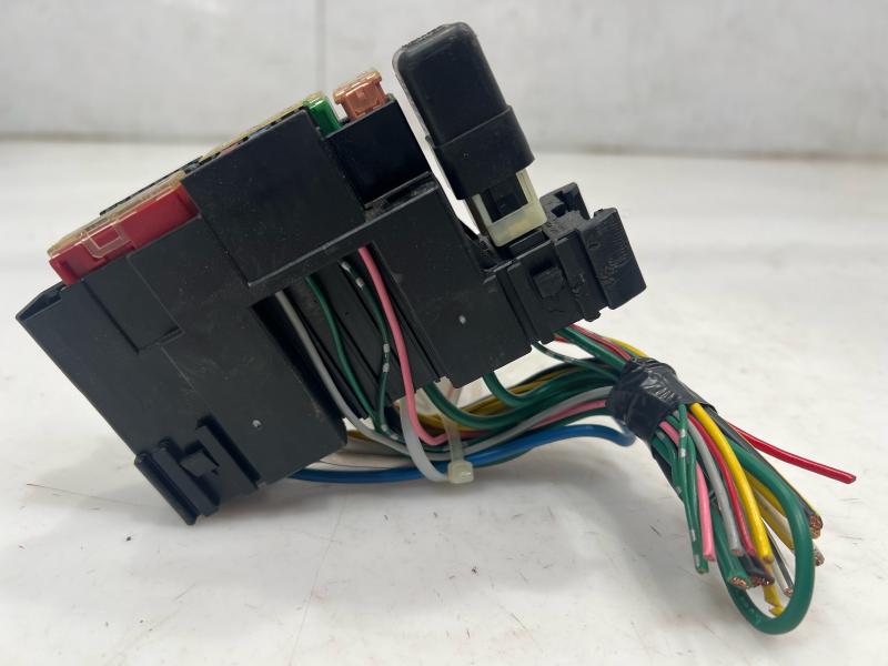 2008 Nissan Titan Engine Fuse Box