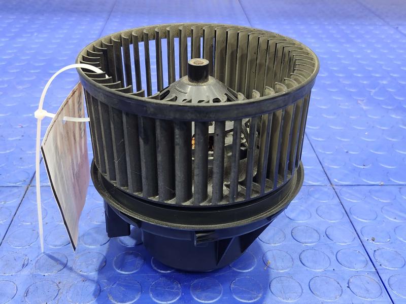 2017 Ford Focus Blower Motor