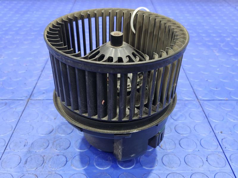 2017 Ford Focus Blower Motor