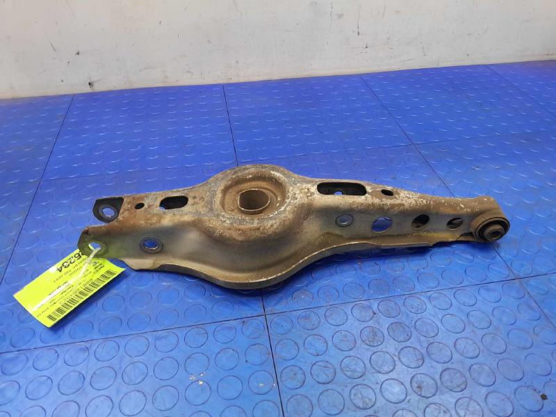 2018 Buick Regal Lower Control Arm Rr
